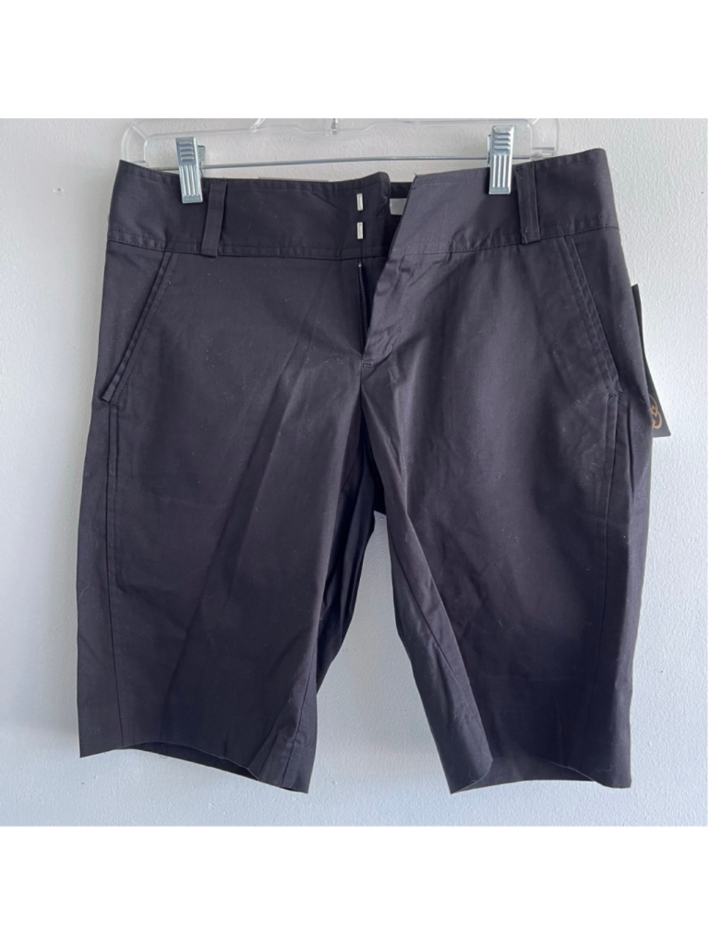 NWT Women's Daisy Fuentes Black Bermuda Shorts Size 2